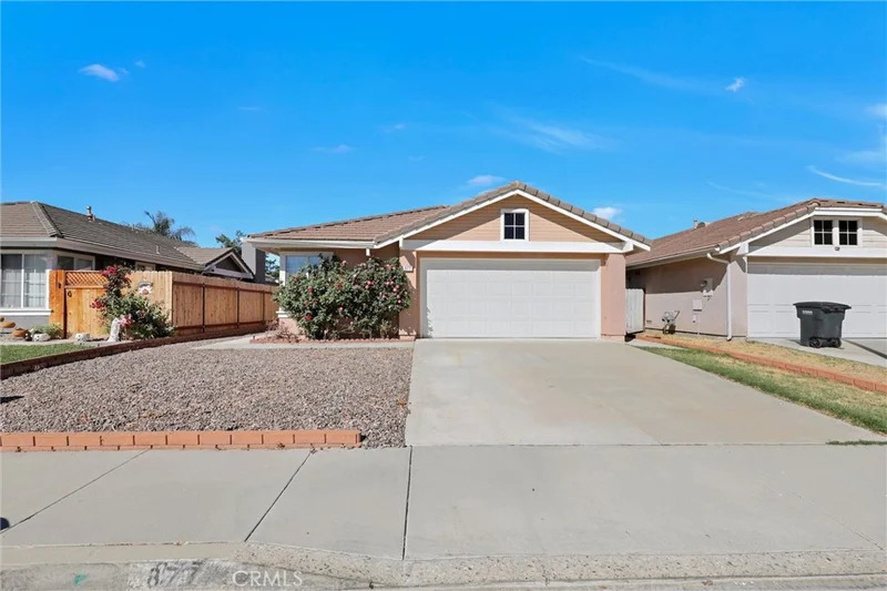 877 Sweetpea, Hemet, CA 92545