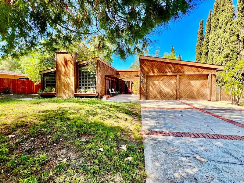 12551 Barrett, Santa Ana, CA 92705
