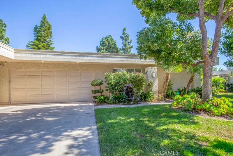 5582 Via Dicha B, Laguna Woods, CA 92637