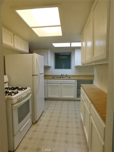 39822 San Francisquito Canyon photo 2
