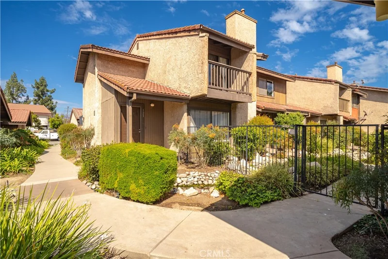 123 S Hollenbeck Avenue, Covina, CA 91723