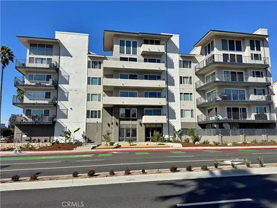230 S Catalina 203 photo 2