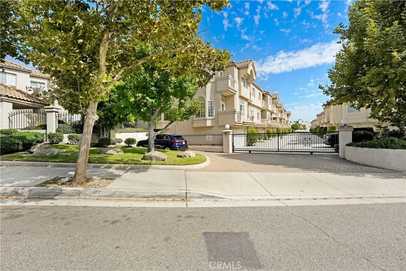 4520 Pennsylvania 120, La Crescenta, CA 91214