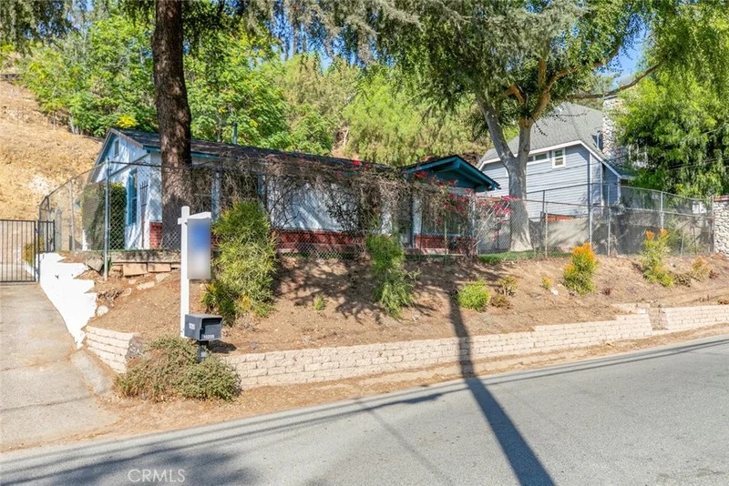 10205 Wheatland Avenue, Shadow Hills, CA 91040