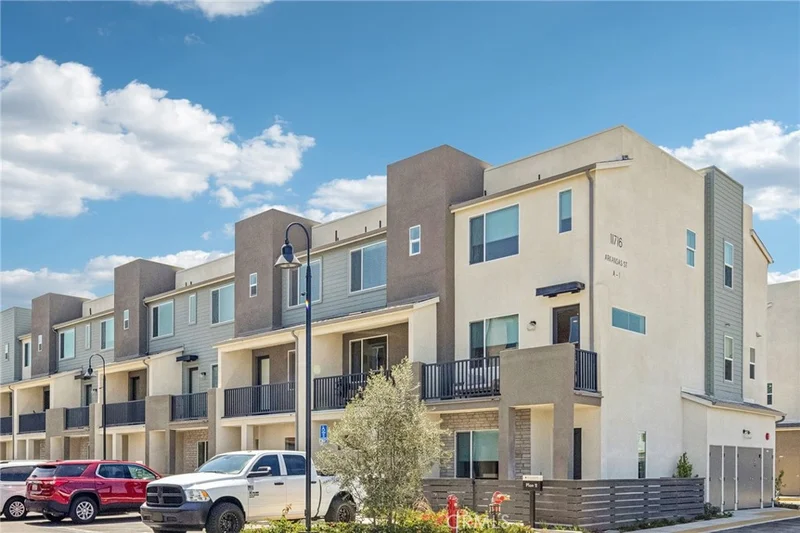 11718 Arkansas Street C, Artesia, CA 90701