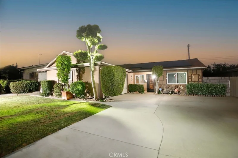 10226 Amboy, Pacoima, CA 91331