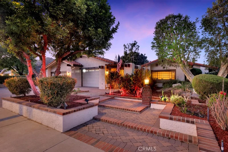 22511 Ballinger Street, Chatsworth, CA 91311