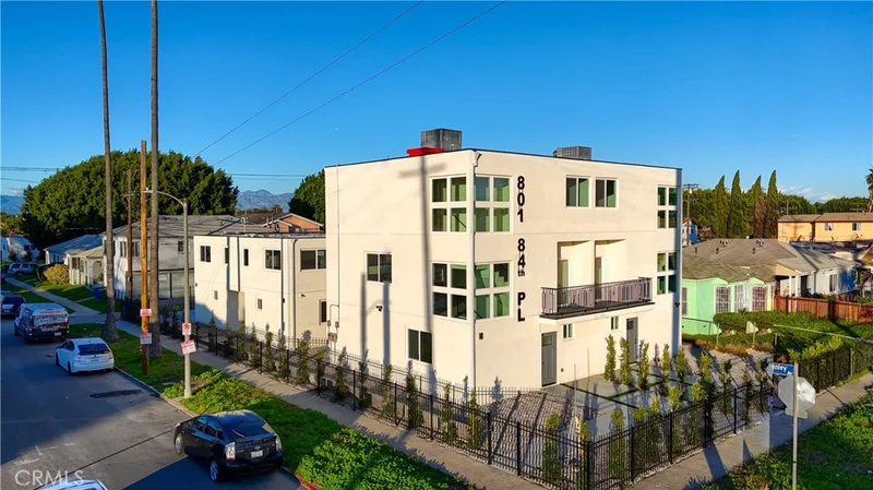 801 84th, Los Angeles, CA 90001