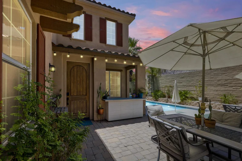 419 Tan Oak, Palm Springs, CA 92262