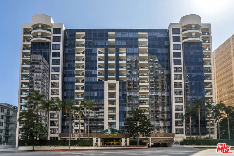 Photo 2 of 10724 Wilshire Boulevard 1005