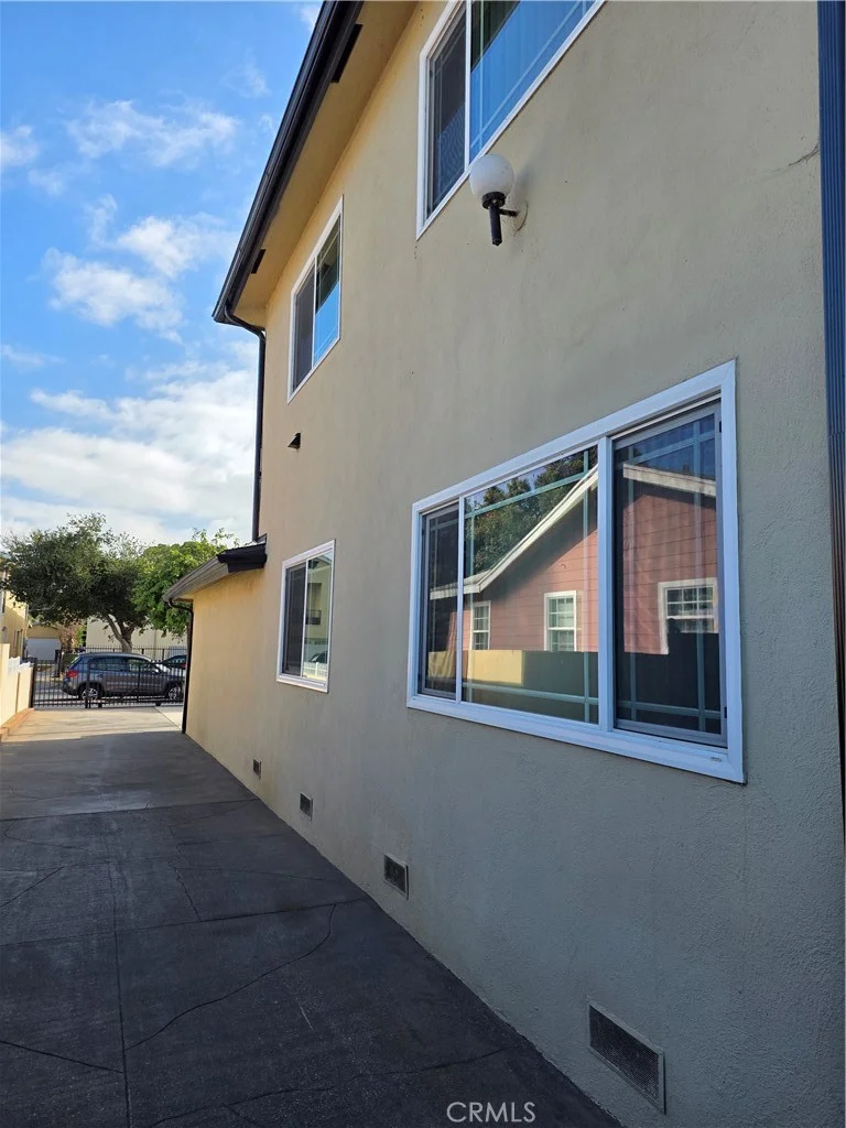 3136 Perlita Avenue 1, Atwater Village, CA 90039