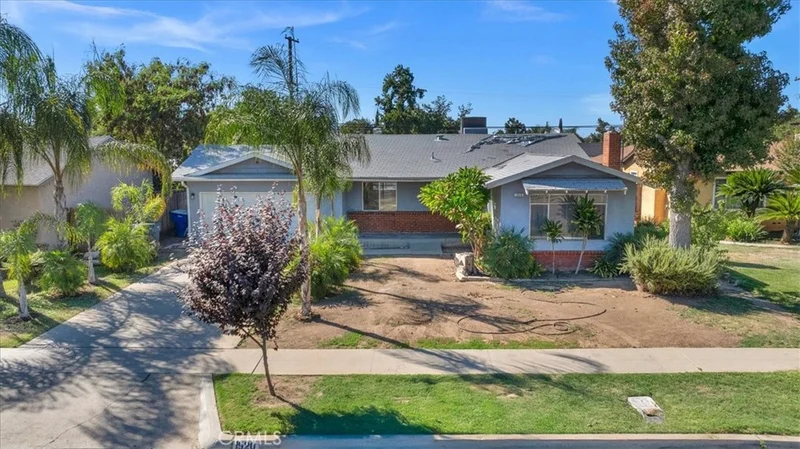 1920 S Baird, Fresno, CA 93702