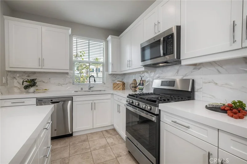 1132 Delpy View, Vista, CA 92084