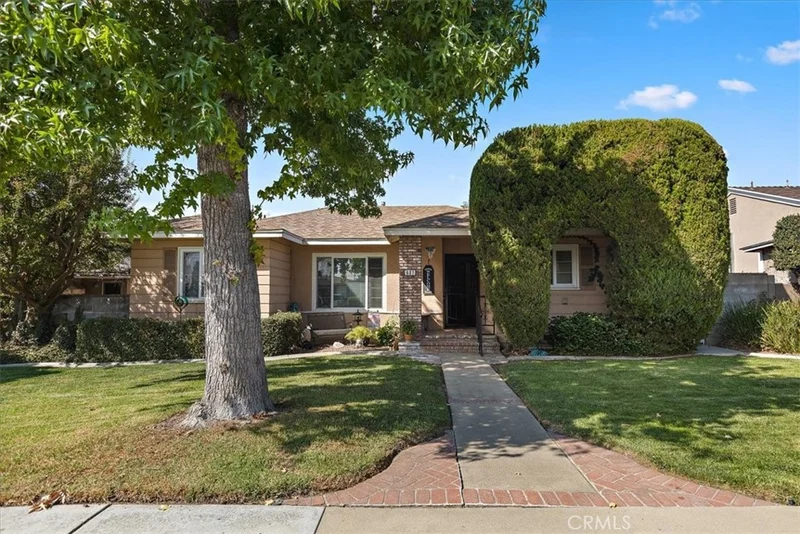 887 3rd Place, Upland, CA 91786