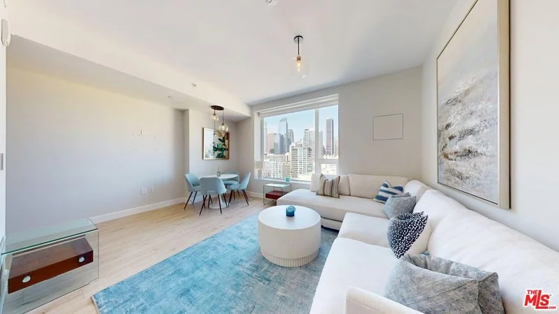 1050 S Grand Avenue 1206, Los Angeles, CA 90015