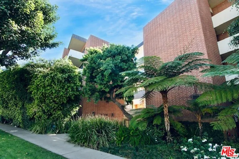 11750 W Sunset Boulevard 304, Los Angeles, CA 90049