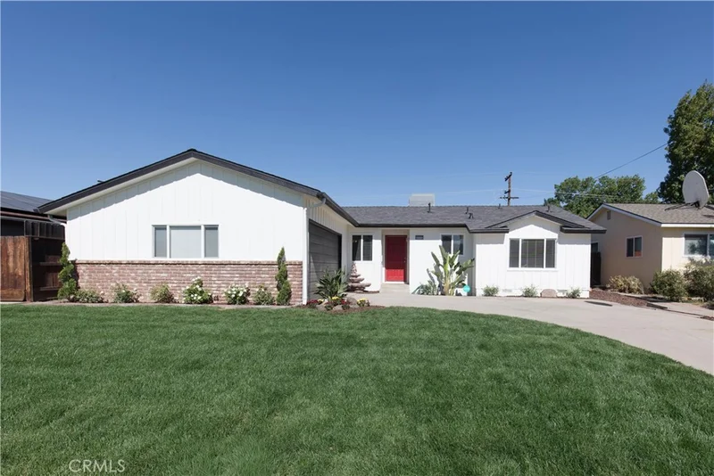 2535 Dewitt Avenue, Clovis, CA 93612