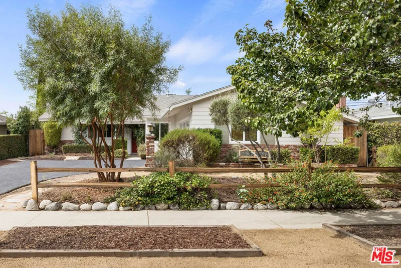 7749 Nita Avenue, Canoga Park, CA 91304