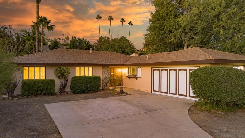 10020 Bonnie Vista Dr., La Mesa, CA 91941