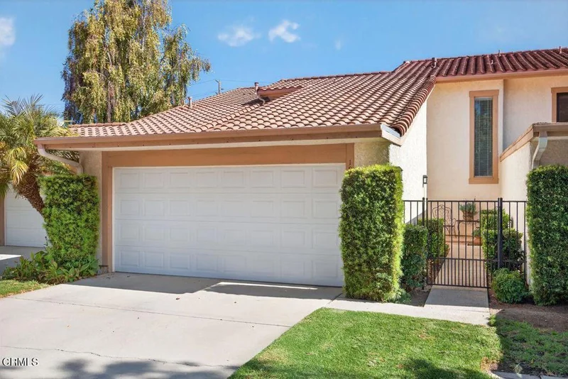 190 San Vincente Circle, Newbury Park, CA 91320