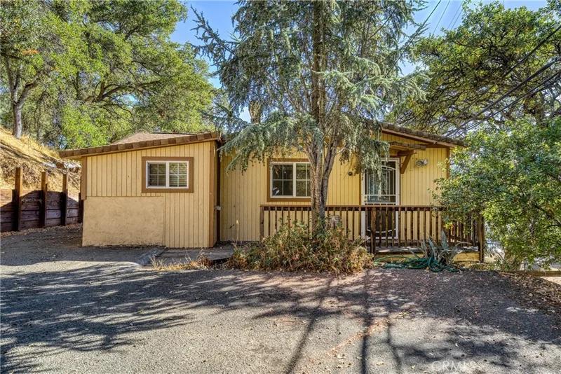 12500 Shady Lane, Clearlake Oaks, CA 95423