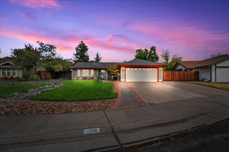 128 Mesquite Court, Folsom, CA 95630