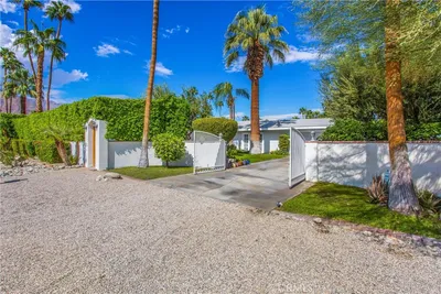 1450 Tamarisk Rd photo 2
