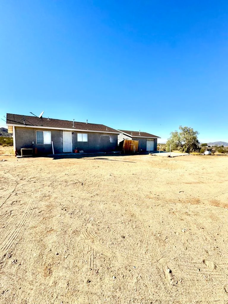 1863 Cypress Lane, Landers, CA 92285