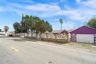 19597 Jurupa Avenue photo 2
