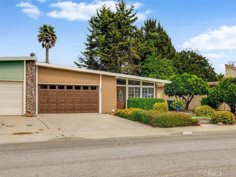 853 Mesa Drive, Arroyo Grande, CA 93420