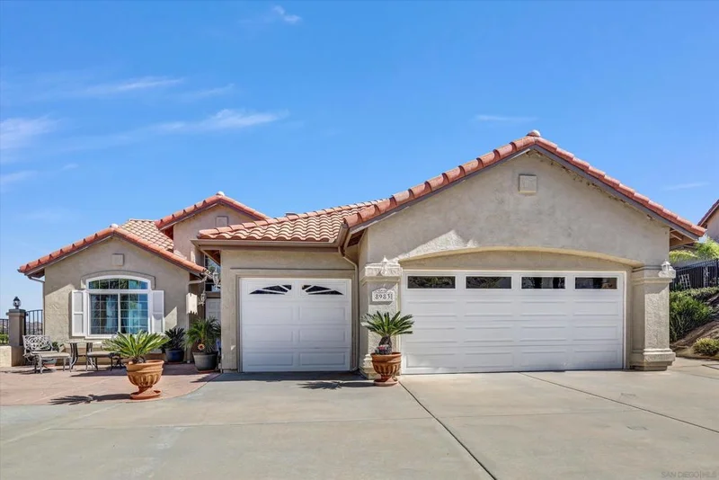 8983 Chestnut Roan Way, Alpine, CA 91901