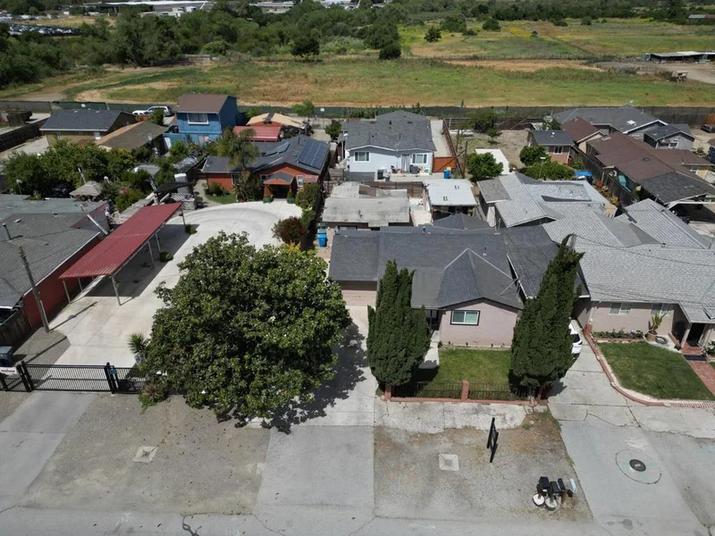 Bridgevale Road, Hollister, CA 95023
