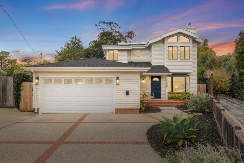 1127 Galvez Drive, Pacifica, CA 94044