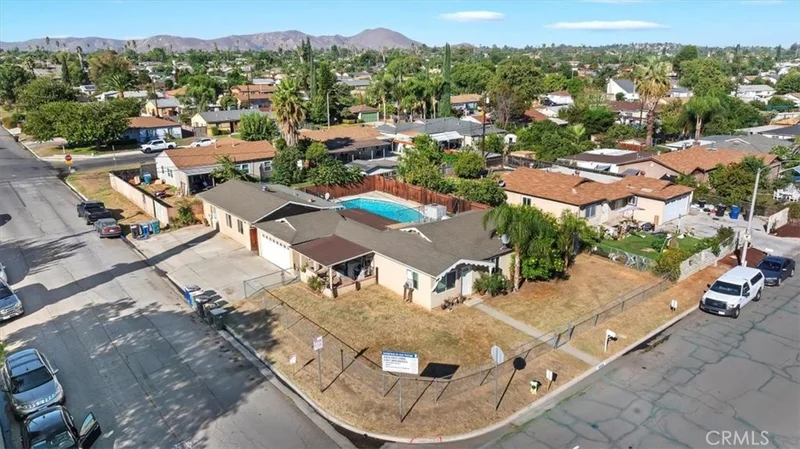 5534 Ellen Street, Riverside, CA 92503