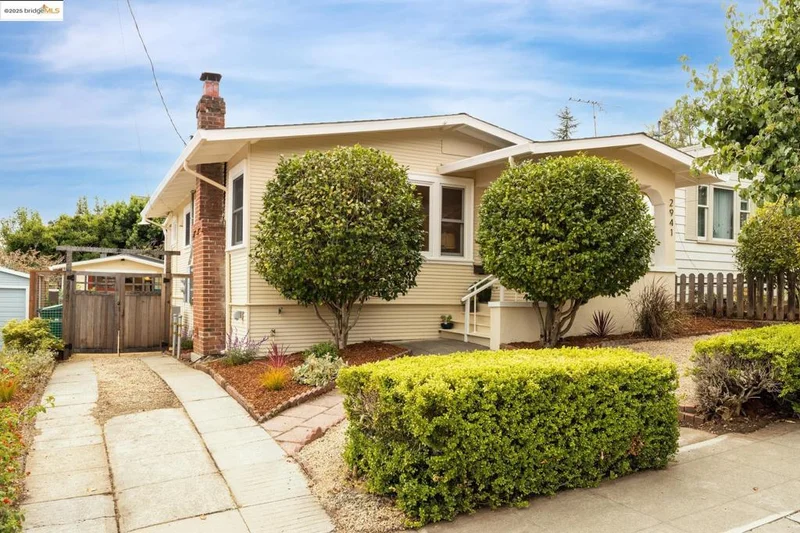 2941 Madeline St, Oakland, CA 94602