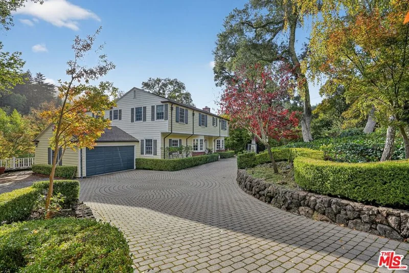 15 N Ridgewood Road, Greenbrae, CA 94904