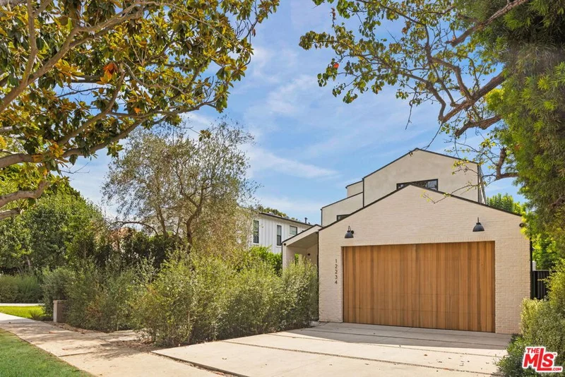 12234 Shetland Lane, Los Angeles, CA 90049