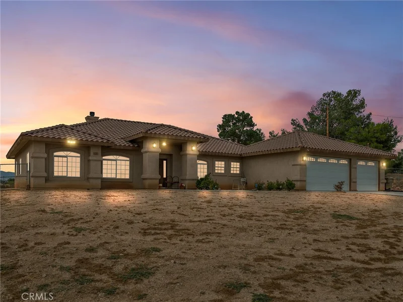 18707 Hercules, Hesperia, CA 92345
