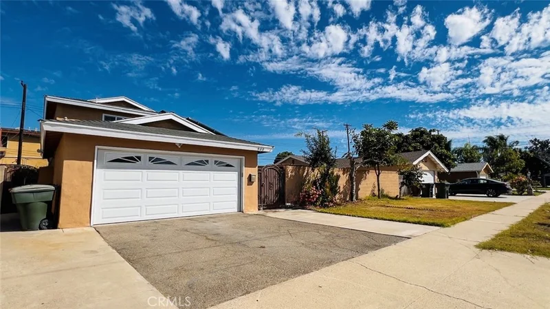 900 Hayward, Anaheim, CA 92804