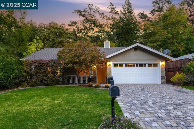 171 Sequoia Ave