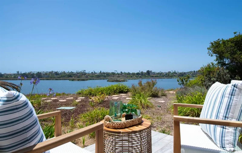 2535 Jefferson, Carlsbad, CA 92008