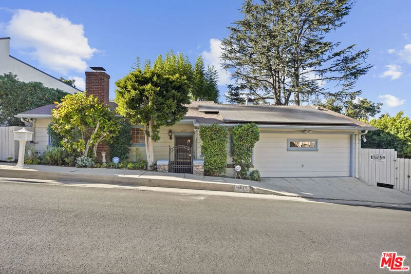 11579 Sunshine Terrace, Studio City, CA 91604