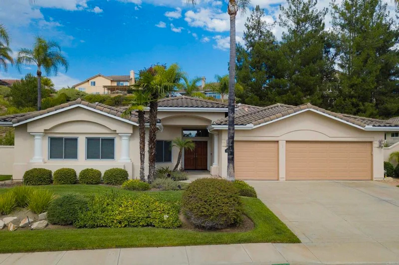296 Camino Tablero, Escondido, CA 92029