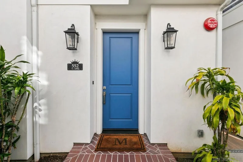 552 G Avenue, Coronado, CA 92118