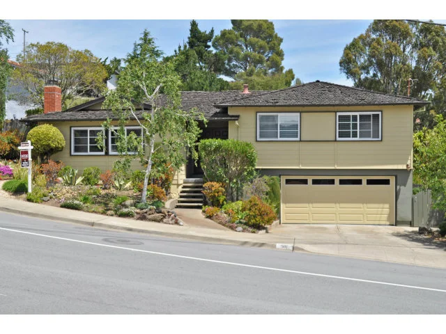 901 Crestview, San Carlos, CA 94070