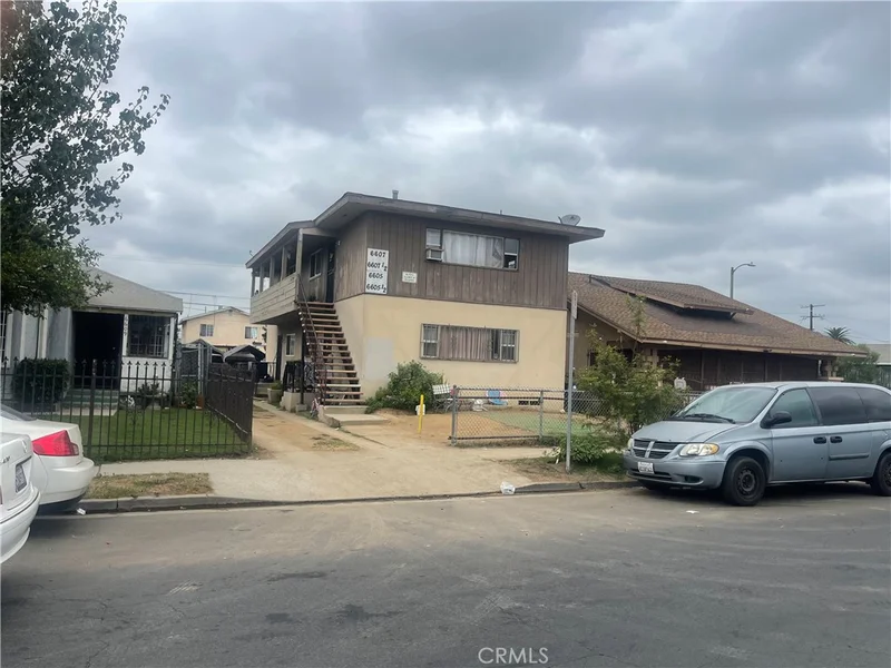6605 Denver, Los Angeles, CA 90044