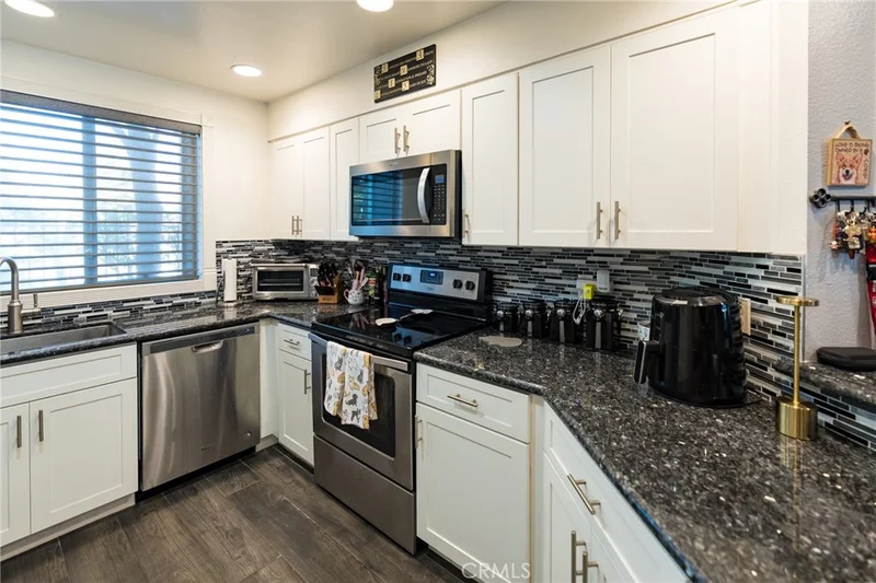25557 Pine Creek, Wilmington, CA 90744