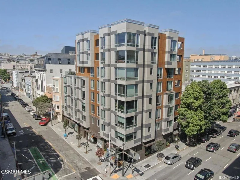 11 Franklin Street 302