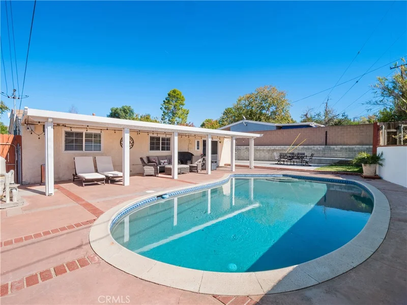18920 Felbridge, Canyon Country, CA 91351
