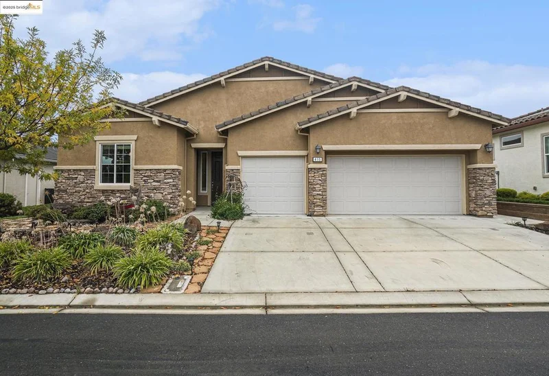 415 Pelican Pl, Rio Vista, CA 94571